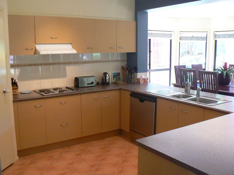 9 Palmerston Place, Victoria Point QLD 4165