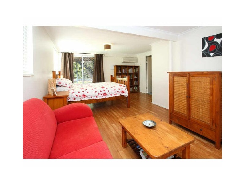 8 Makena Crescent, Birkdale QLD 4159