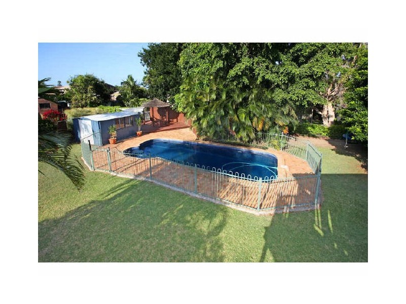 8 Makena Crescent, Birkdale QLD 4159