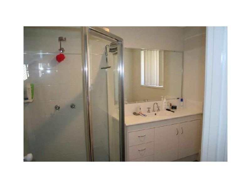 5 Ronnie Street, Cleveland QLD 4163