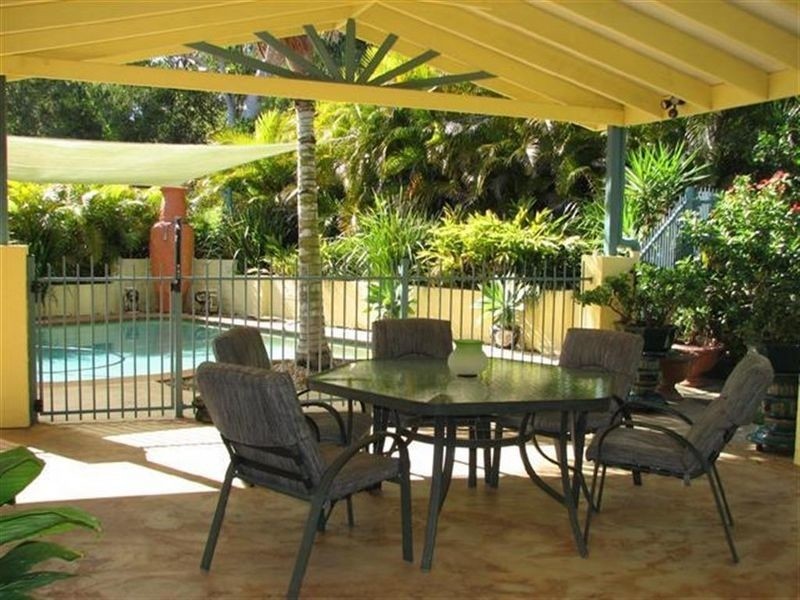 8 Flowers Street, Alexandra Hills QLD 4161