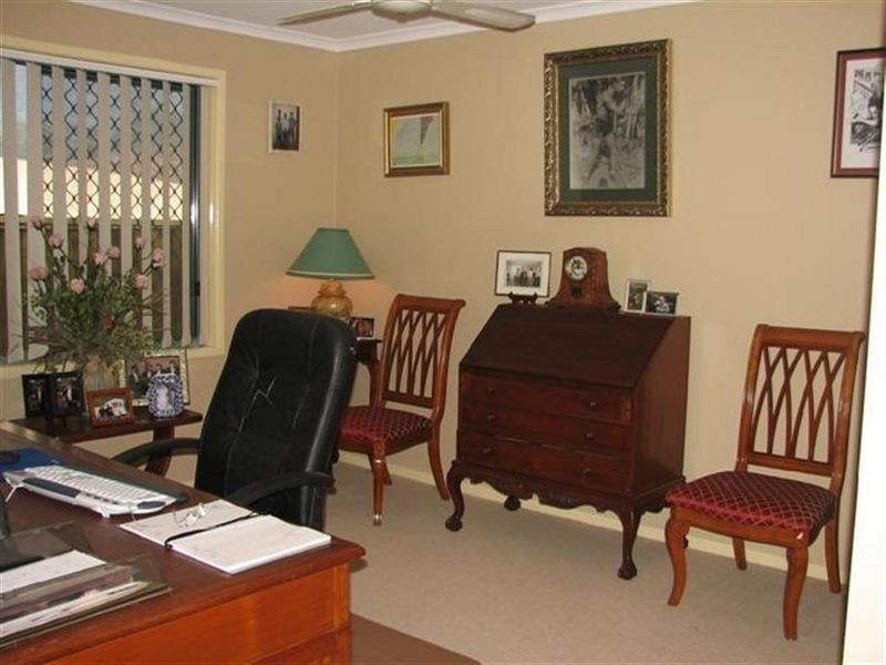 8 Flowers Street, Alexandra Hills QLD 4161