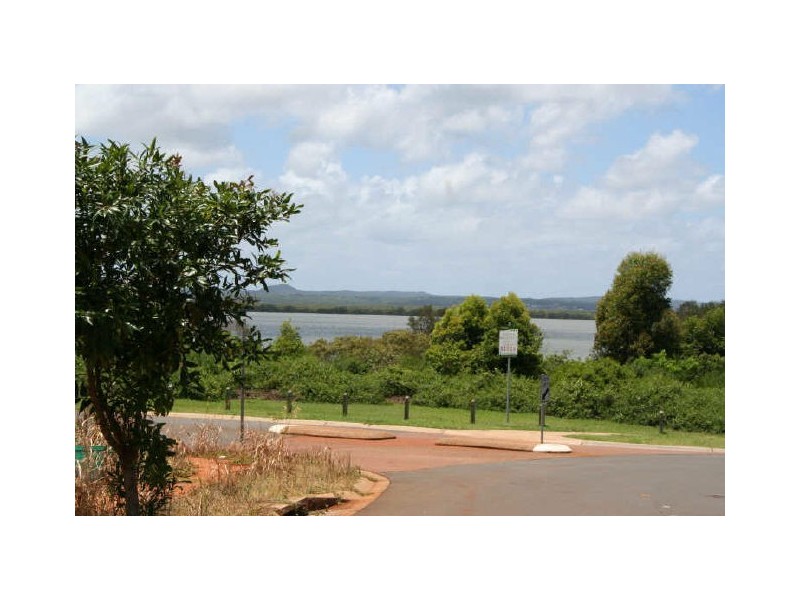 35 Kimbolton Drive, Redland Bay QLD 4165