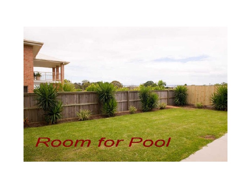 18 Seaspray Street, Thornlands QLD 4164