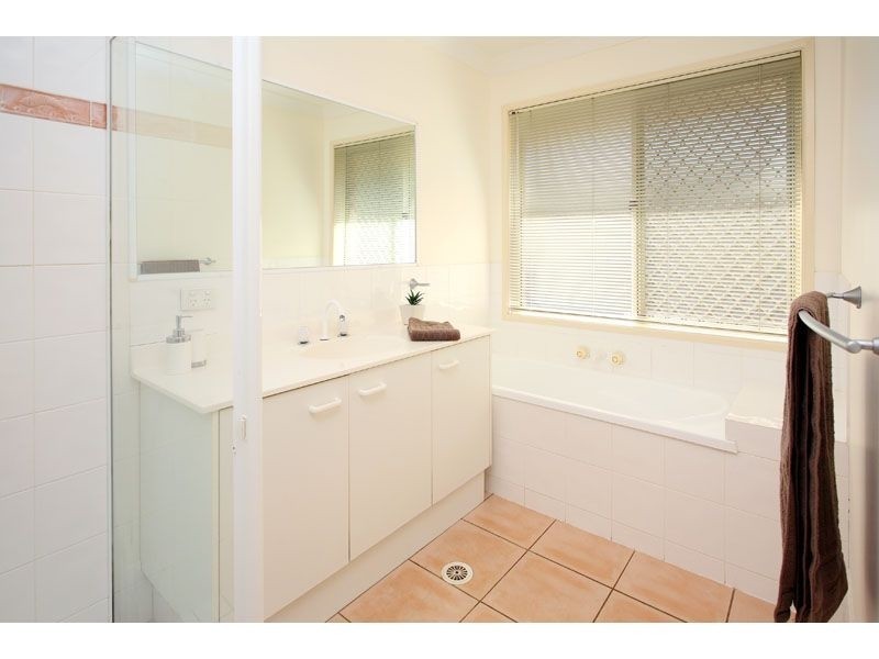 5 Fletcher Terrace, Ormiston QLD 4160