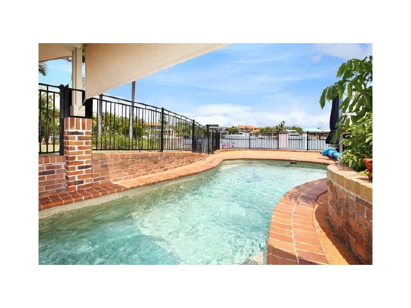 4 Caravel Court, Raby Bay QLD 4163