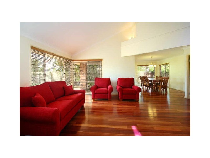 4 Caravel Court, Raby Bay QLD 4163