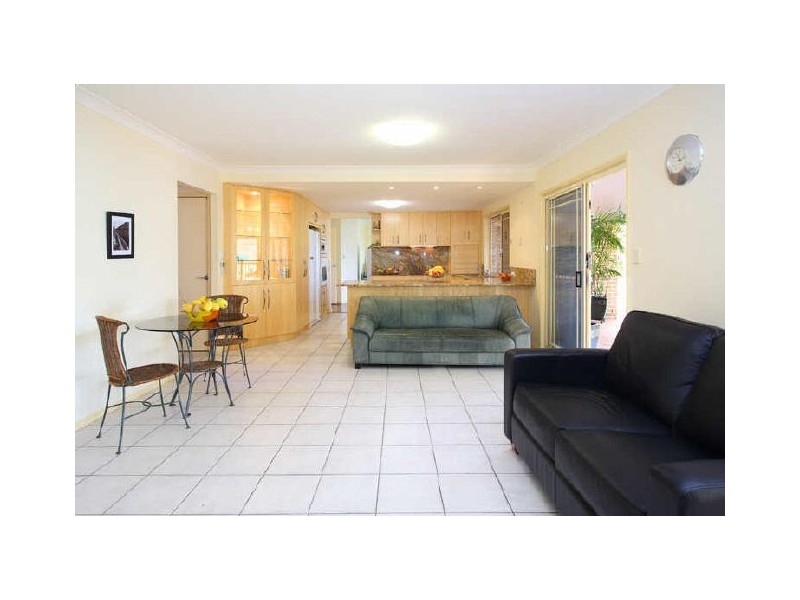 4 Caravel Court, Raby Bay QLD 4163