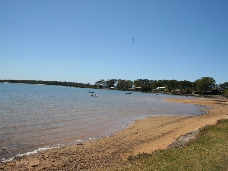 9 Wilson Esplanade, Victoria Point QLD 4165