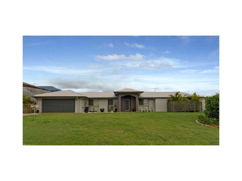 4 Daydream Street, Redland Bay QLD 4165
