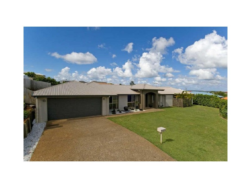 4 Daydream Street, Redland Bay QLD 4165