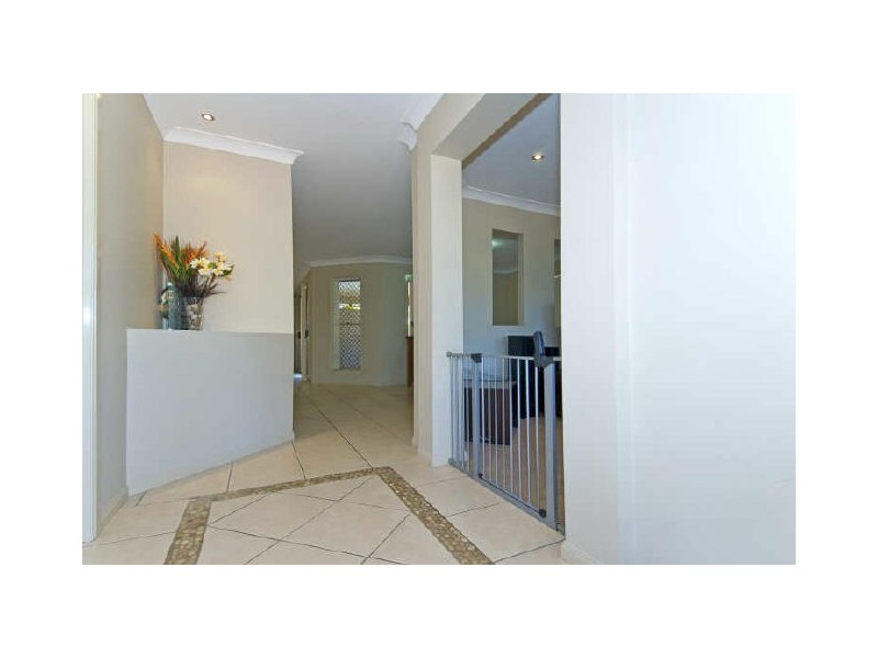 5 Calliandra Place, Thornlands QLD 4164