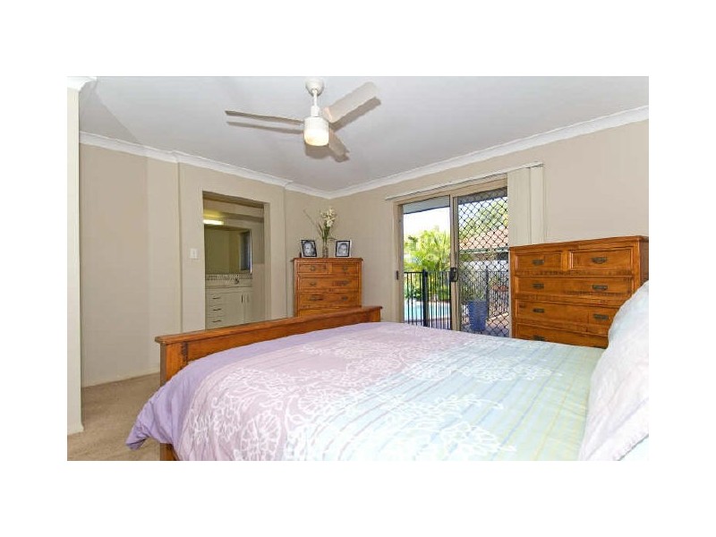 5 Calliandra Place, Thornlands QLD 4164