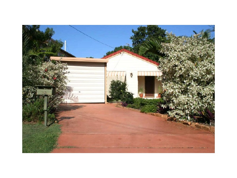 38 Mill Street, Redland Bay QLD 4165