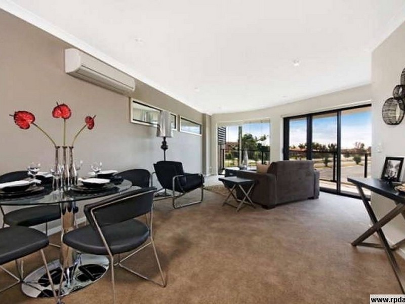 27/203 Shore Street West, Cleveland QLD 4163