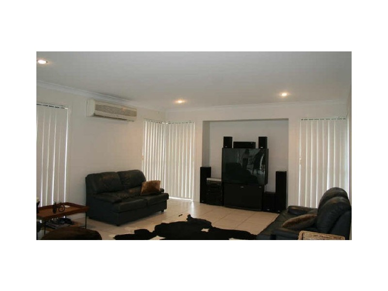7 Denham Boulevard, Redland Bay QLD 4165