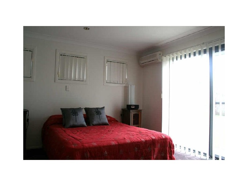 7 Denham Boulevard, Redland Bay QLD 4165