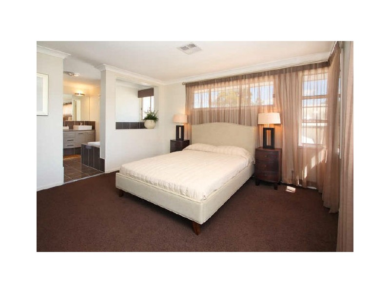 5 Terraldon Circuit, Gumdale QLD 4154