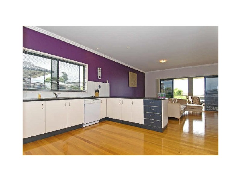 35 Attenborough Circuit, Redland Bay QLD 4165