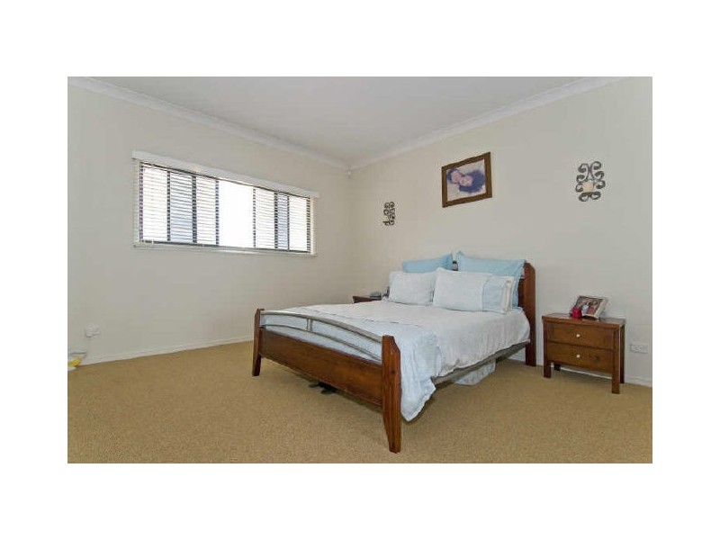 35 Attenborough Circuit, Redland Bay QLD 4165