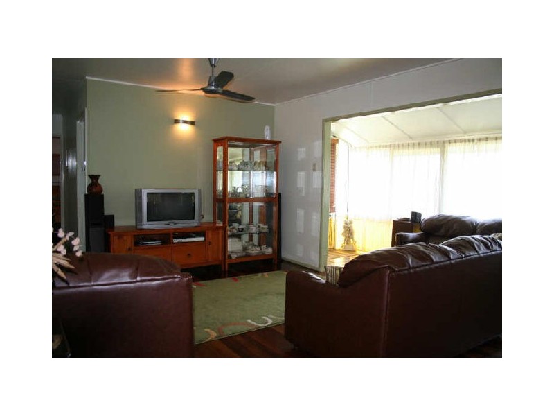 189 Redland Bay  Road, Capalaba QLD 4157