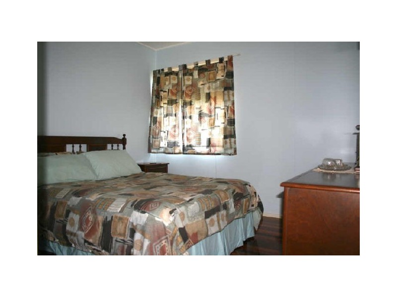 189 Redland Bay  Road, Capalaba QLD 4157