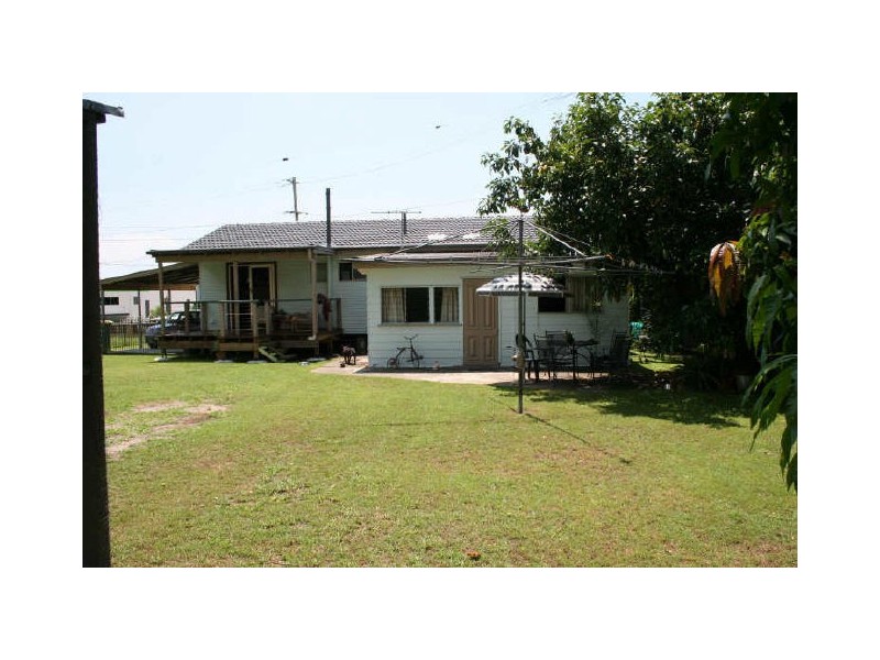 189 Redland Bay  Road, Capalaba QLD 4157