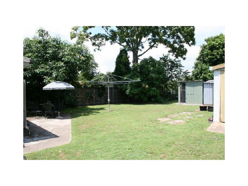 189 Redland Bay  Road, Capalaba QLD 4157