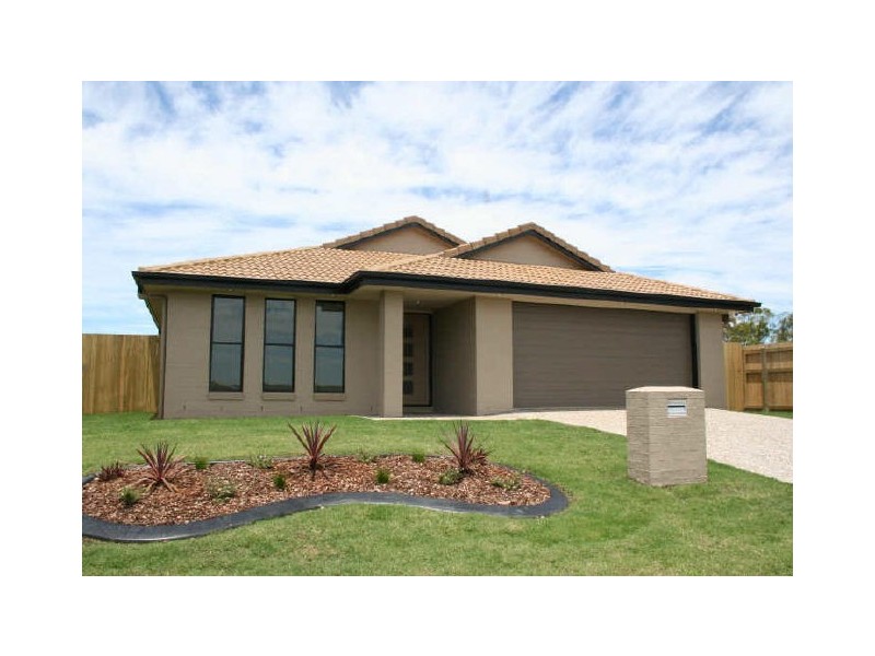 16 Pentecost Place, Redland Bay QLD 4165