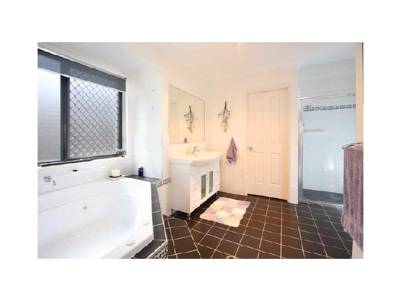 4 Caldwell Close, Thornlands QLD 4164