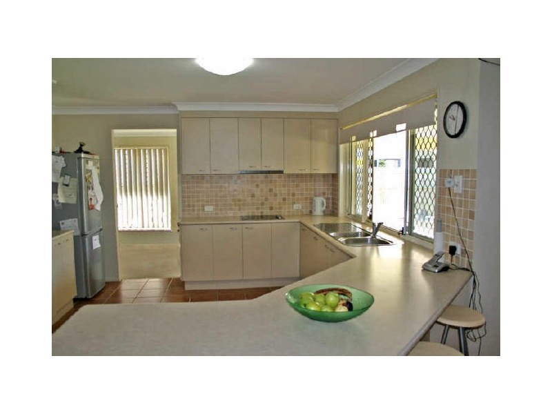 17 Chermside Street, Wellington Point QLD 4160