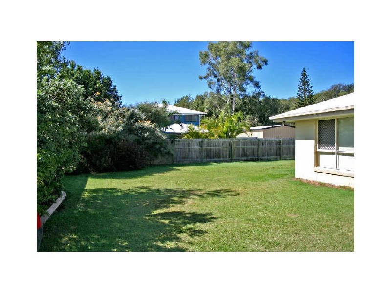 17 Chermside Street, Wellington Point QLD 4160