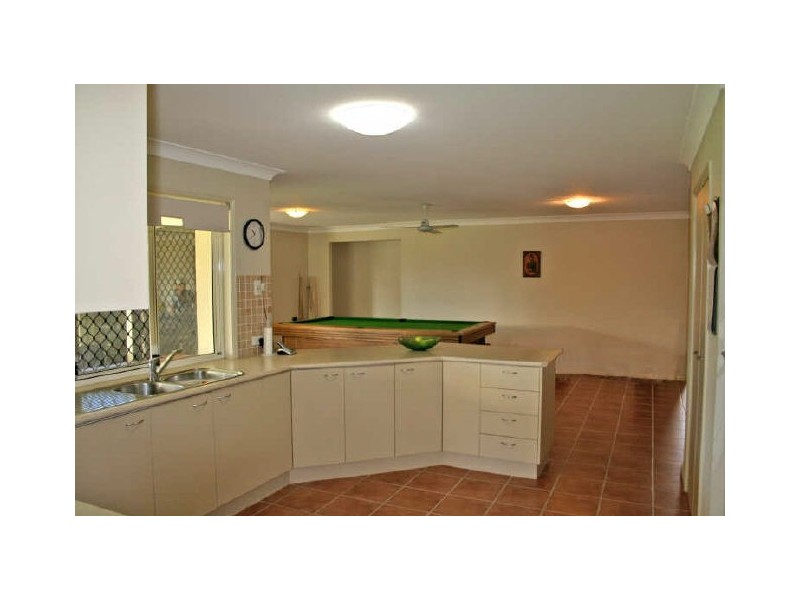 17 Chermside Street, Wellington Point QLD 4160