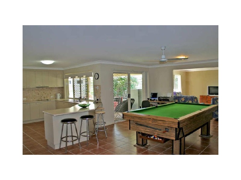 17 Chermside Street, Wellington Point QLD 4160