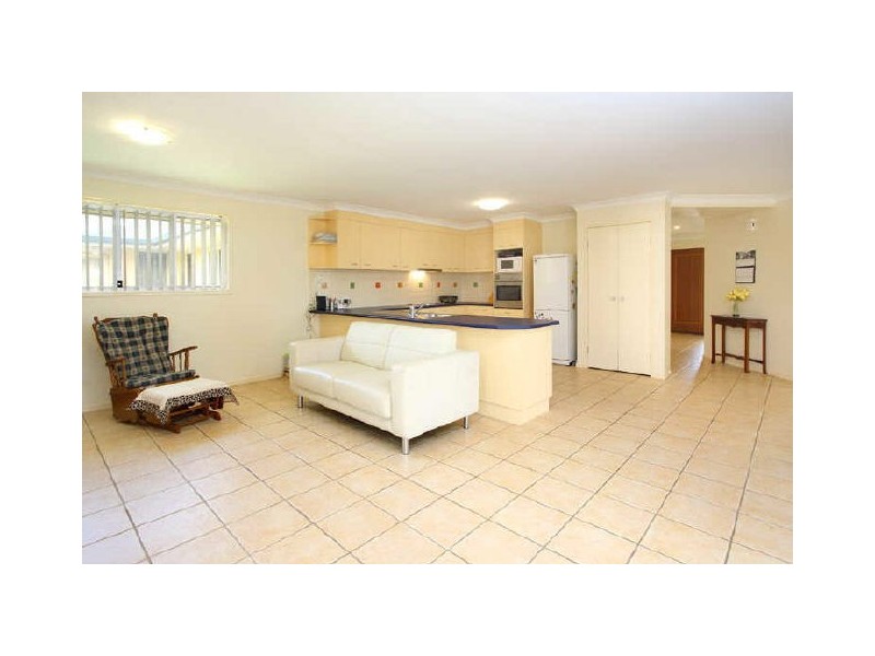 2 Manning Esplanade, Thornlands QLD 4164