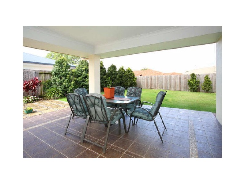 68 Ribonwood Street, Thornlands QLD 4164
