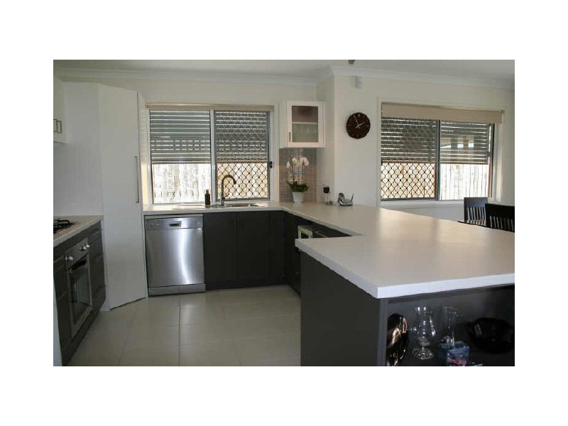 111 Salonica Road, Carina Heights QLD 4152