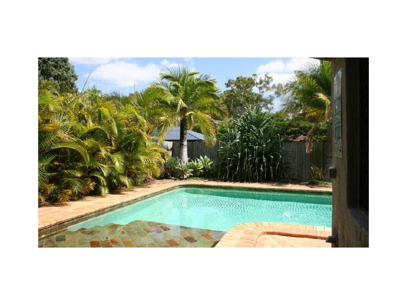 13 Chestnut Crescent, Victoria Point QLD 4165