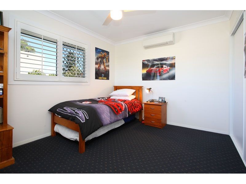 6 Yorston Place, Ormiston QLD 4160