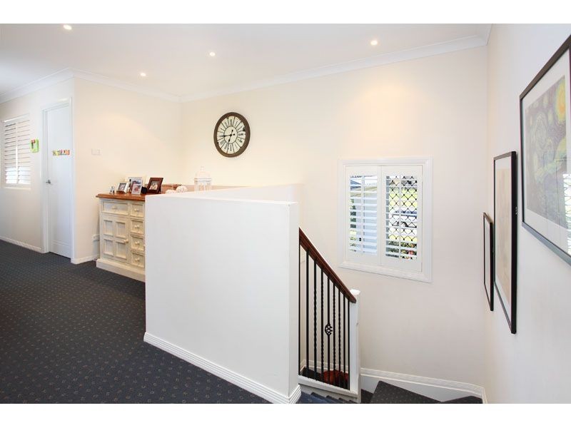 6 Yorston Place, Ormiston QLD 4160