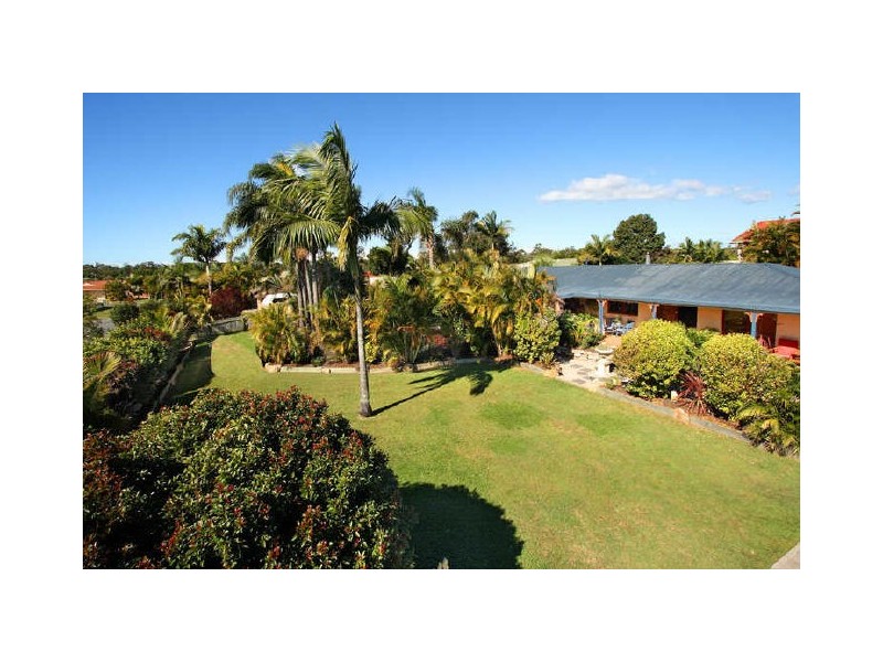 22 Jay Crescent, Redland Bay QLD 4165