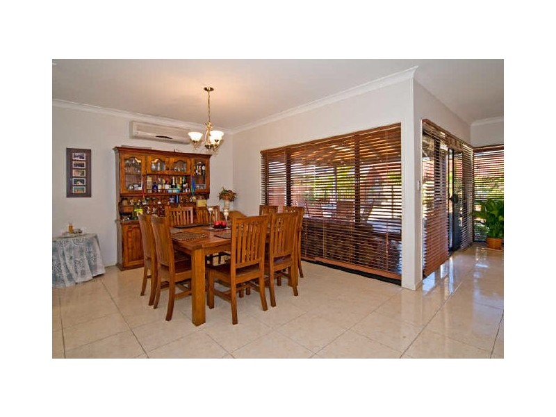 6 Balsam Street, Redland Bay QLD 4165