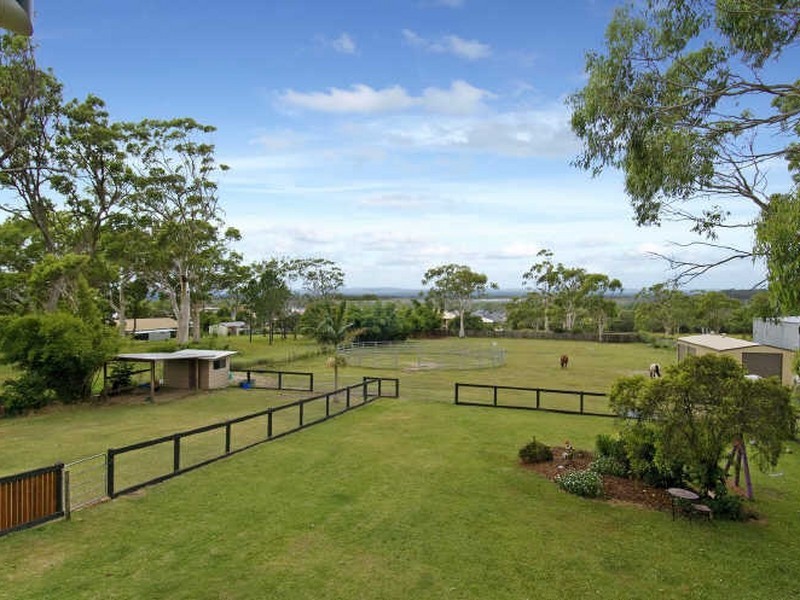 22 Trundle Road, Thornlands QLD 4164