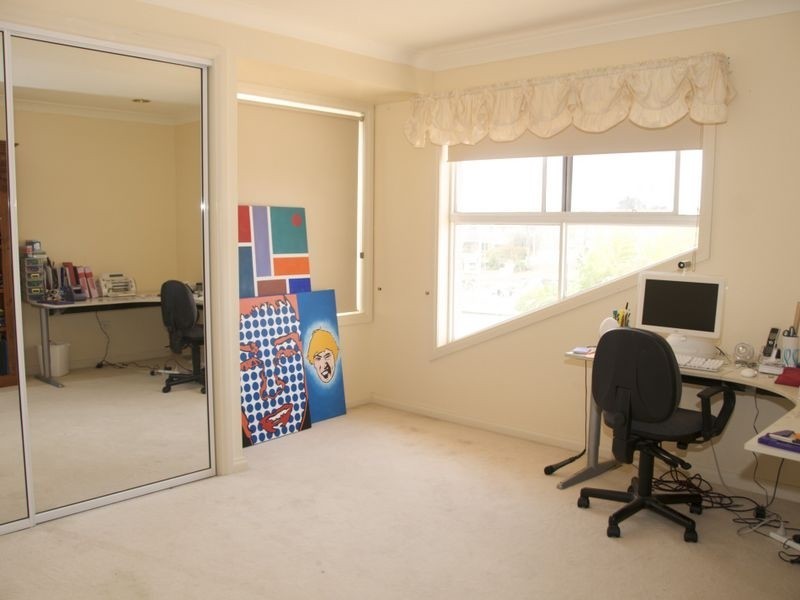 22 Anchorage Drive, Cleveland QLD 4163