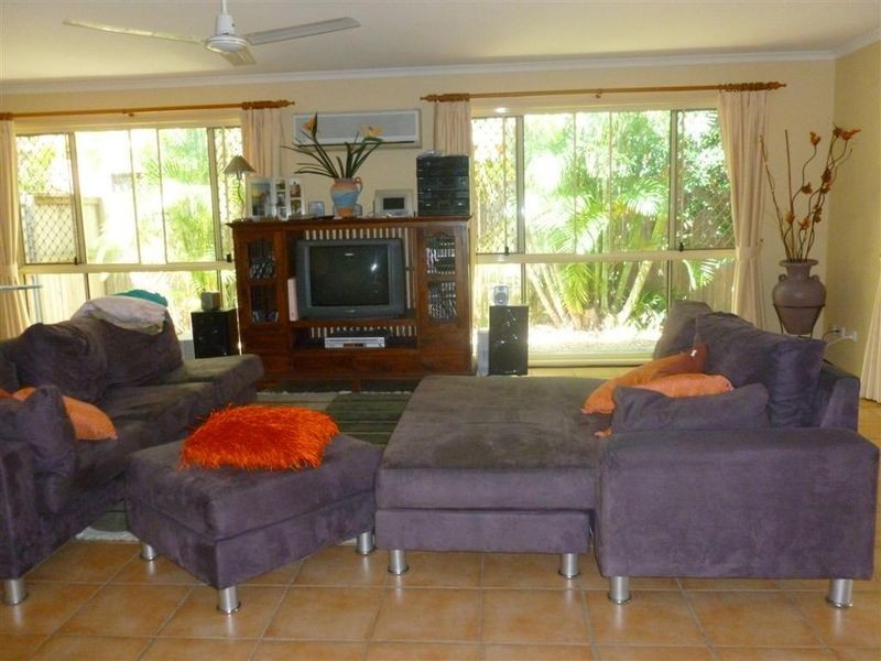 9 Goleby Esplanade, Cleveland QLD 4163