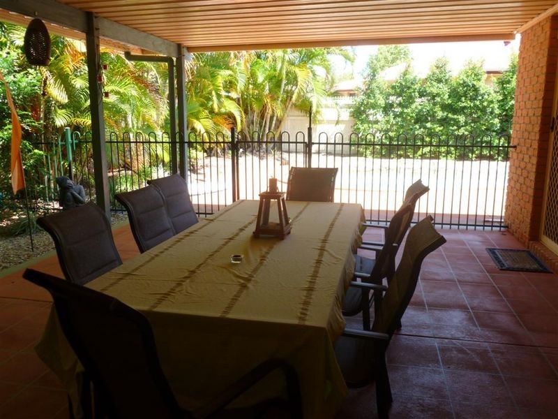 9 Goleby Esplanade, Cleveland QLD 4163