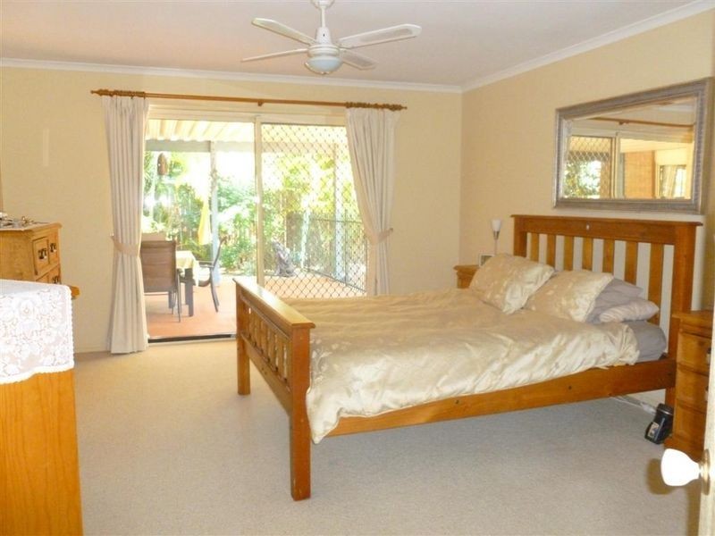 9 Goleby Esplanade, Cleveland QLD 4163