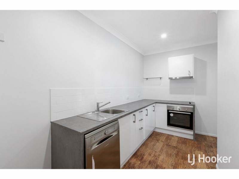 2 Riseborough Terrace, Cleveland QLD 4163