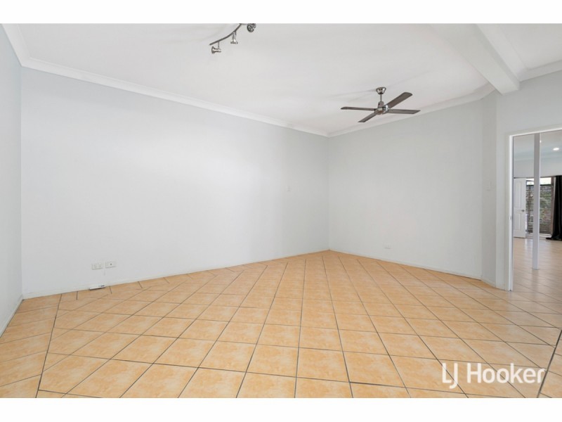 2 Riseborough Terrace, Cleveland QLD 4163