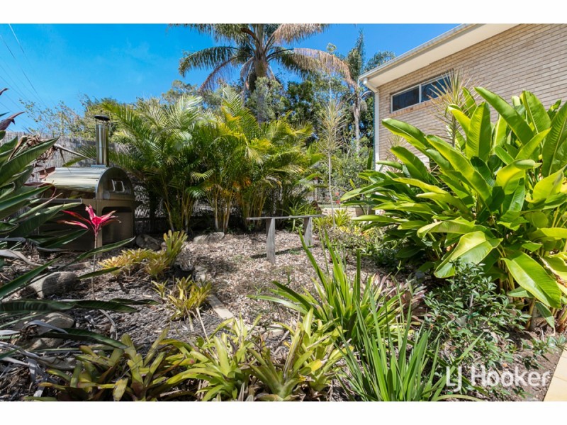 2 Riseborough Terrace, Cleveland QLD 4163